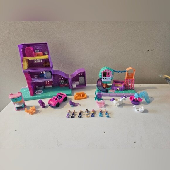 Polly Pocket Playsets and figures - Picture 1 of 8